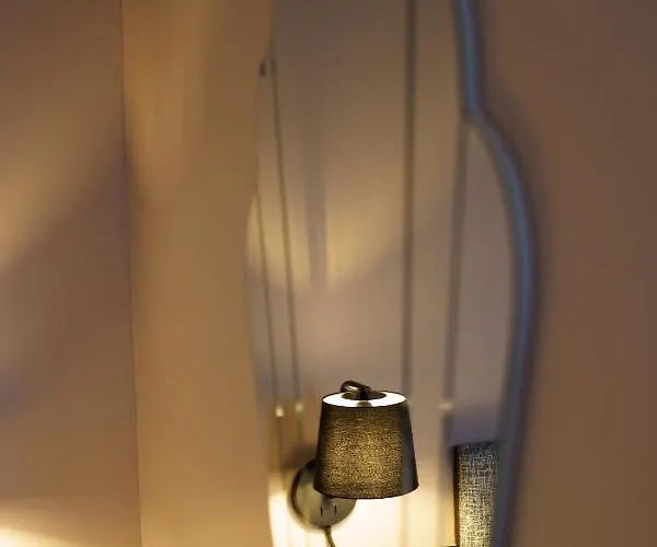 לינה וארוחת בוקר De La ליון-סור-מר