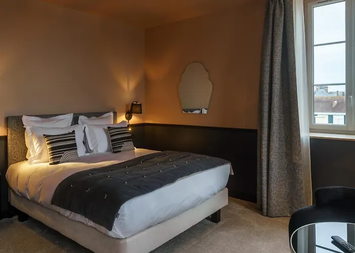 לינה וארוחת בוקר De La ליון-סור-מר